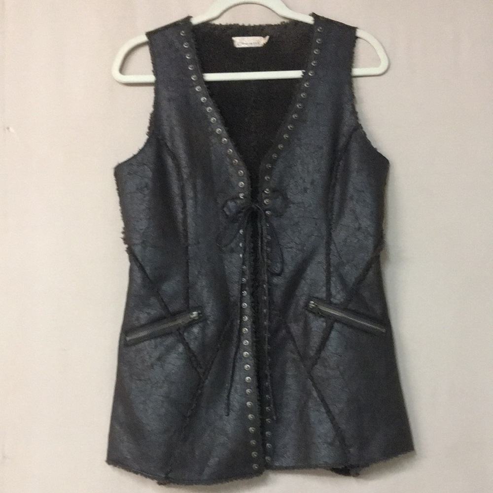 - Vintage CREAM Women’s Brown Faux Leather/Fur Distressed Moto Vest. Sz 38…